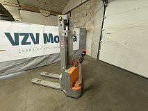 Ručně vedený vysokozdvižný vozík Still