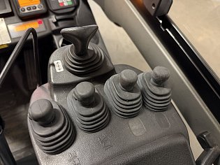 Vysokozdvižný vozík Toyota, 06-8FD25F