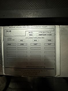 Vysokozdvižný vozík Toyota,  06-8FD25F