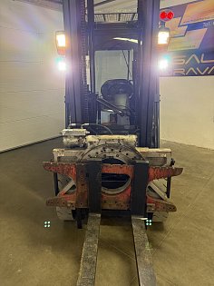 Vysokozdvižný vozík Toyota,  06-8FD25F