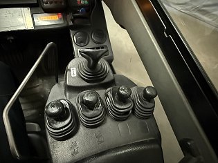 Vysokozdvižný vozík Toyota,  06-8FD25F