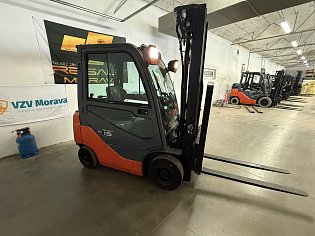 Vysokozdvižný vozík Toyota, 02-8FDF15