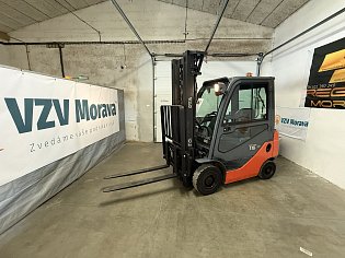 Vysokozdvižný vozík Toyota, 02-8FDF15