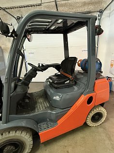 Vysokozdvižný vozík Toyota, 02-8FGF25, LPG