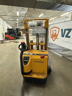 Ručně vedený vysokozdvižný vozík Jungheinrich EJC B14 Aku