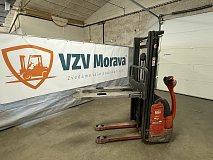 Ručně vedený vysokozdvižný vozík LINDE L12
