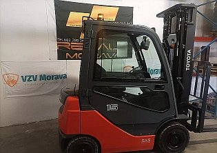 Vysokozdvižný vozík Toyota, 02-8FDF15