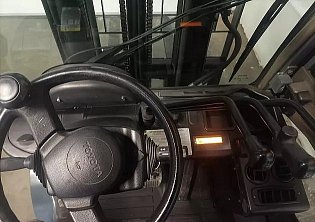 Vysokozdvižný vozík Toyota, 02-8FDF15