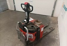 Ručně vedený nízkozdvižný vozík Toyota