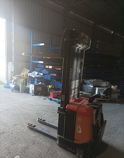 Ručně vedený elektrický vozík Toyota