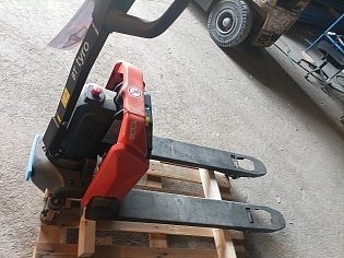 Ručně vedený elektrický vozík Toyota - NOVÝ