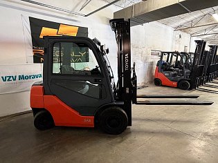 Vysokozdvižný vozík Toyota,  52-8FDF20