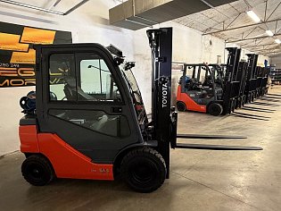 Vysokozdvižný vozík Toyota, 02-8FGF20