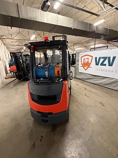 Vysokozdvižný vozík Toyota, 8FGCU25