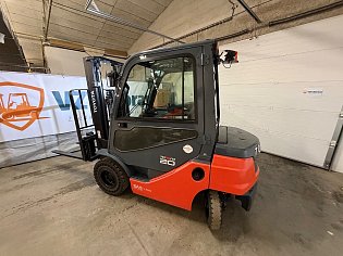 Vysokozdvižný vozík Toyota, 52-8FDF20