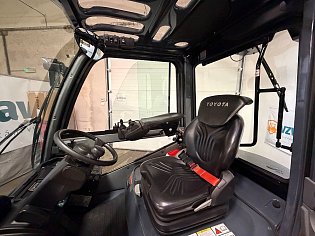 Vysokozdvižný vozík Toyota, 52-8FDF20