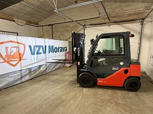 Vysokozdvižný vozík Toyota, 52-8FDF20
