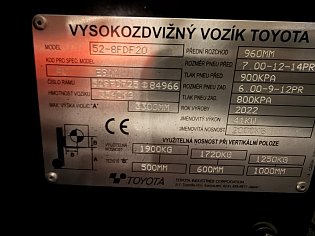 Vysokozdvižný vozík Toyota, 52-8FDF20