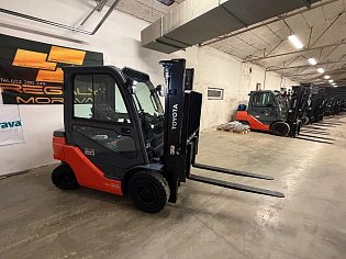 Vysokozdvižný vozík Toyota, 52-8FDF20