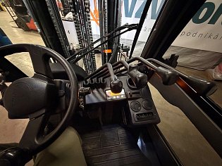 Vysokozdvižný vozík Toyota, 56-8FD25F