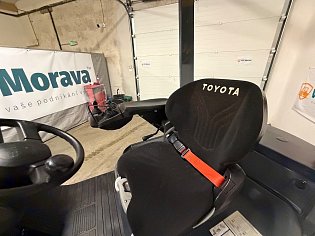 Vysokozdvižný vozík Toyota, 56-8FGF20