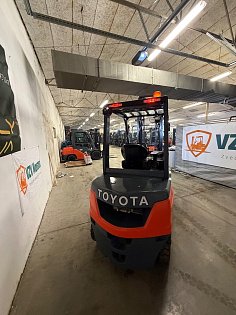 Vysokozdvižný vozík Toyota, 56-8FGF20