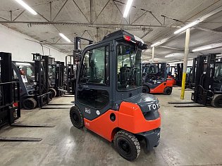 Vysokozdvižný vozík Toyota, 52-8FDF20