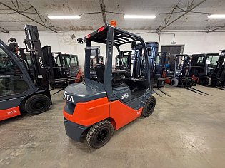 Vysokozdvižný vozík Toyota, 56-8FD25F