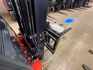 Vysokozdvižný vozík Toyota, 8FBEK18T