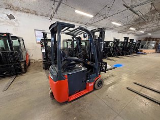 Vysokozdvižný vozík Toyota, 8FBEK18T